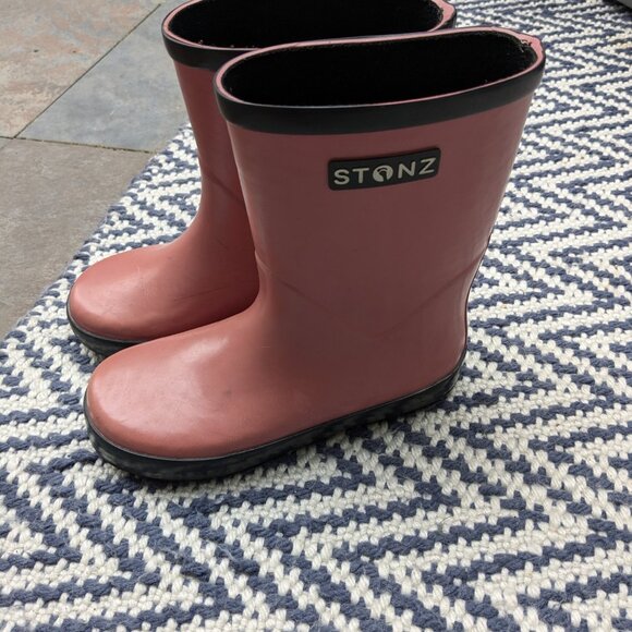 Stonz Pink Waterproof Rubber Boots - Size 13 (US) - Picture 3 of 4